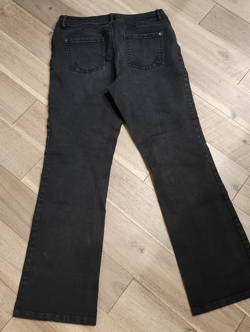 INC Womens Bootcut Jeans Curvy Fit Black Size 8 midrise - Picture 4 of 5